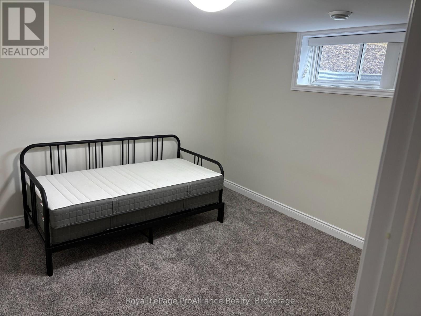 16 Lehtinen Crescent Property Photo 20