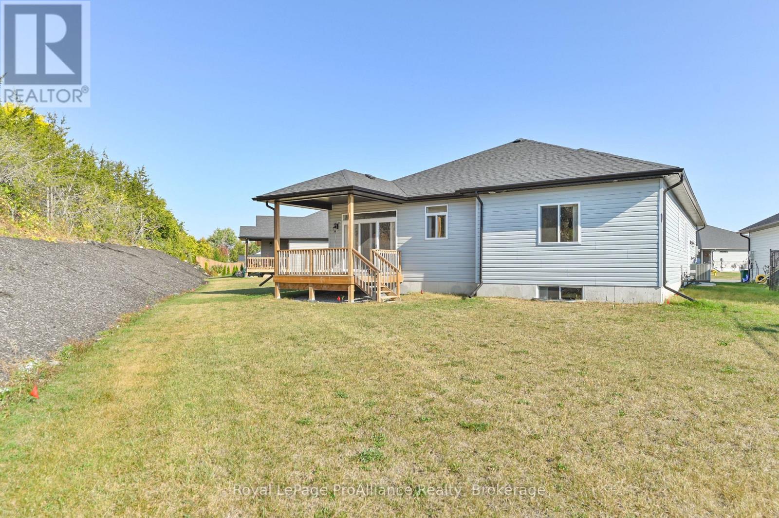 16 Lehtinen Crescent Property Photo 26