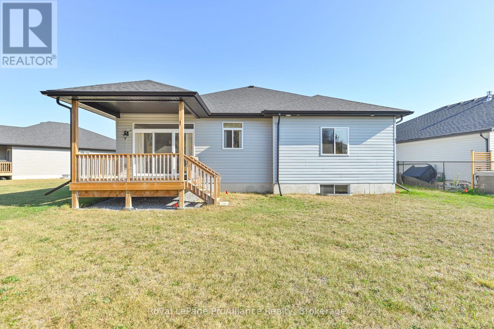 16 Lehtinen Crescent Property Photo 27
