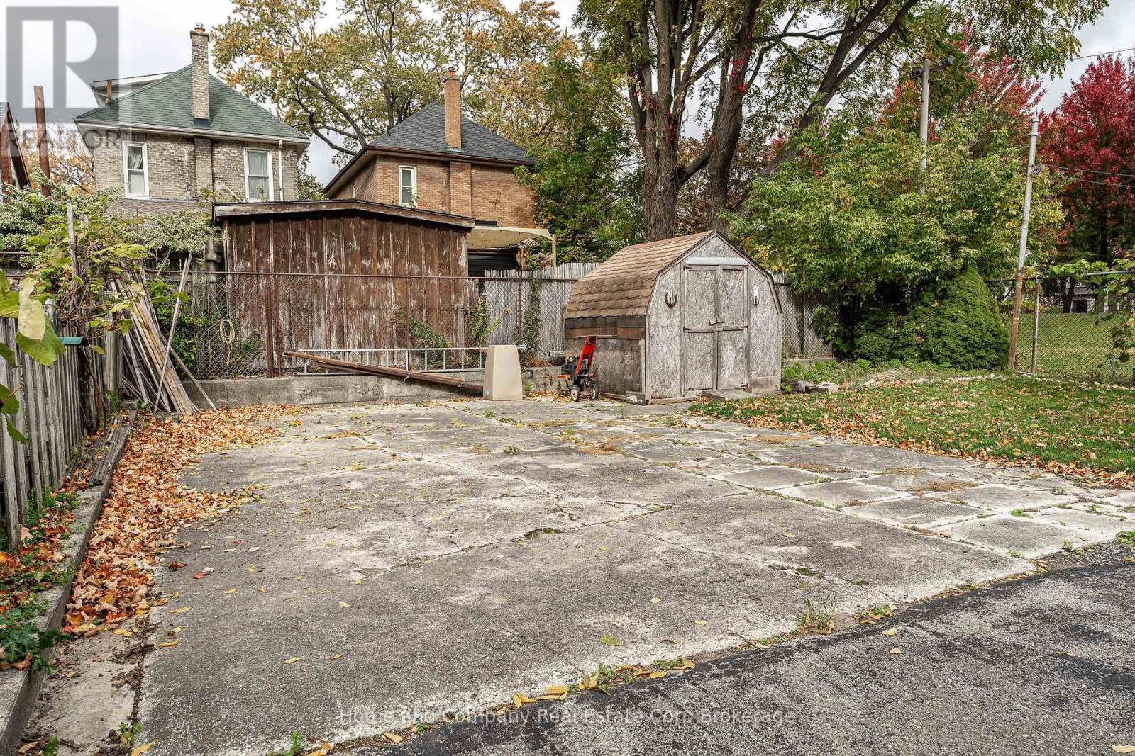 204 Brunswick Street Property Photo 33