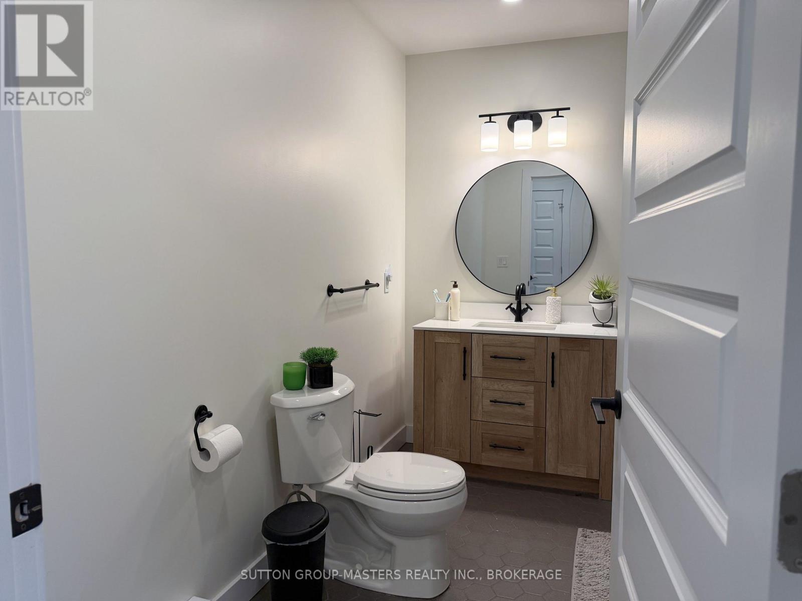 85 Hamilton Street Property Photo 11