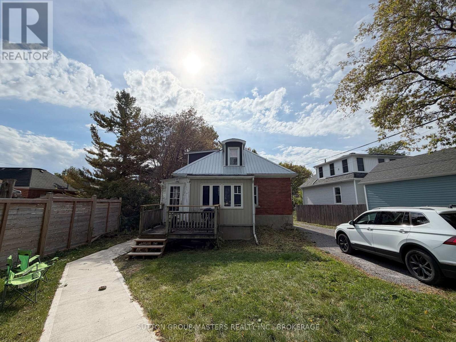 85 Hamilton Street Property Photo 24