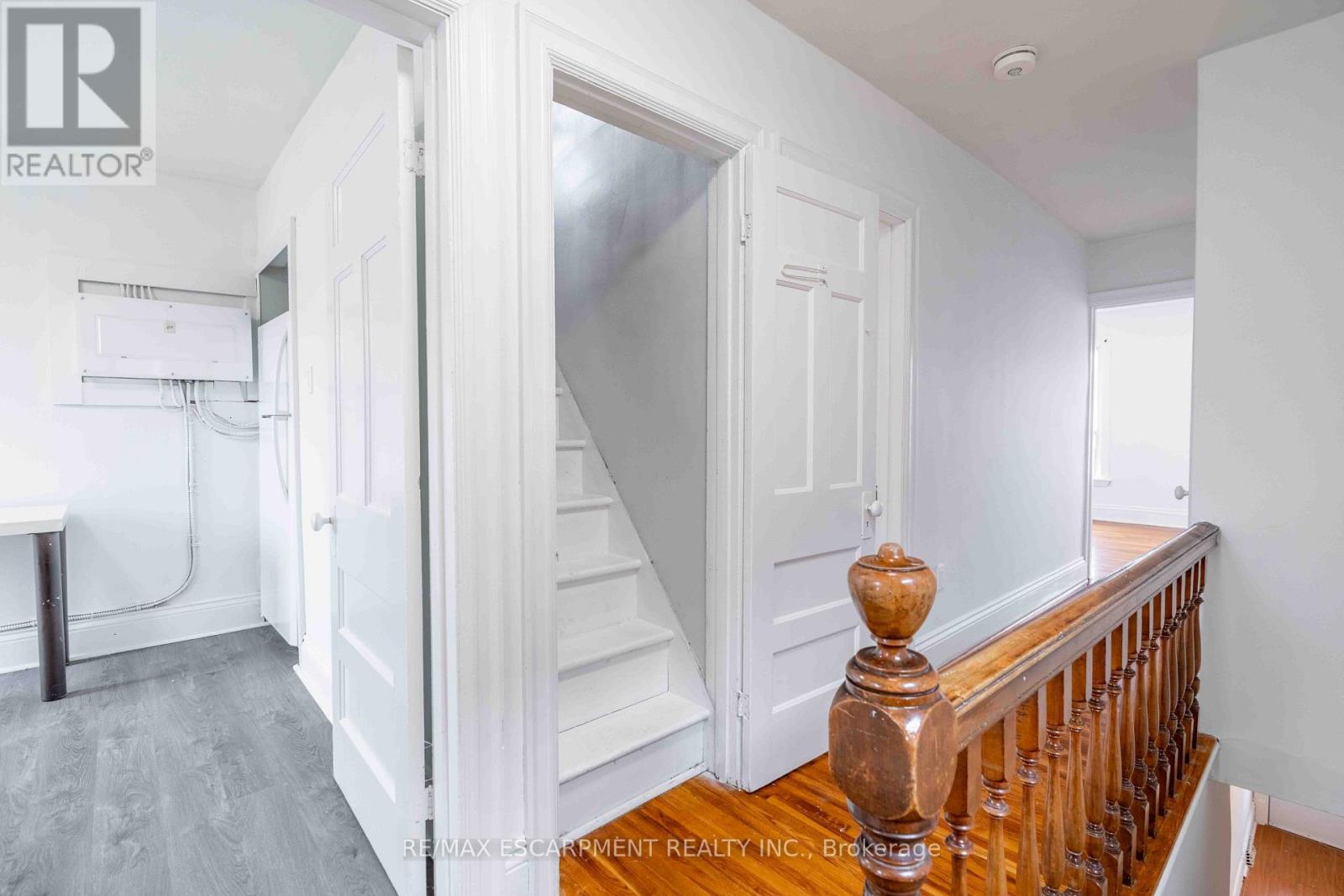 58 St. Matthews Avenue Property Photo 7