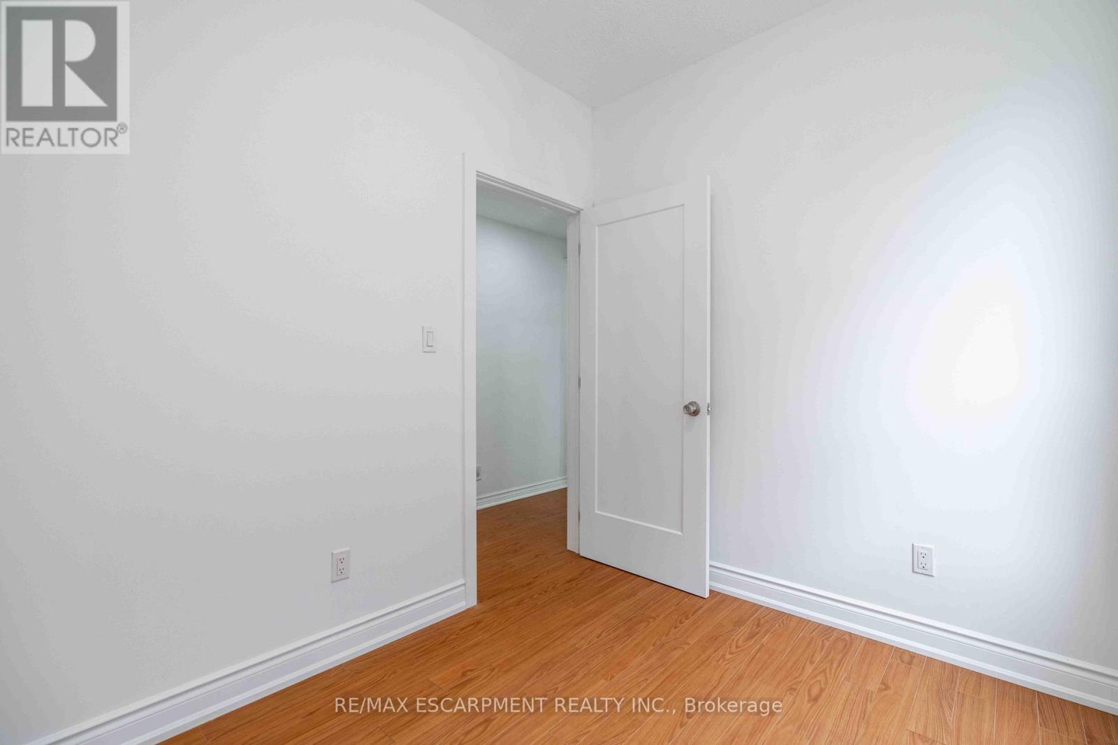 58 St. Matthews Avenue Property Photo 32
