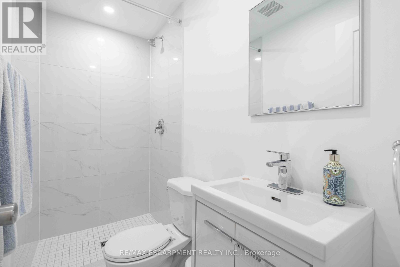 58 St. Matthews Avenue Property Photo 36