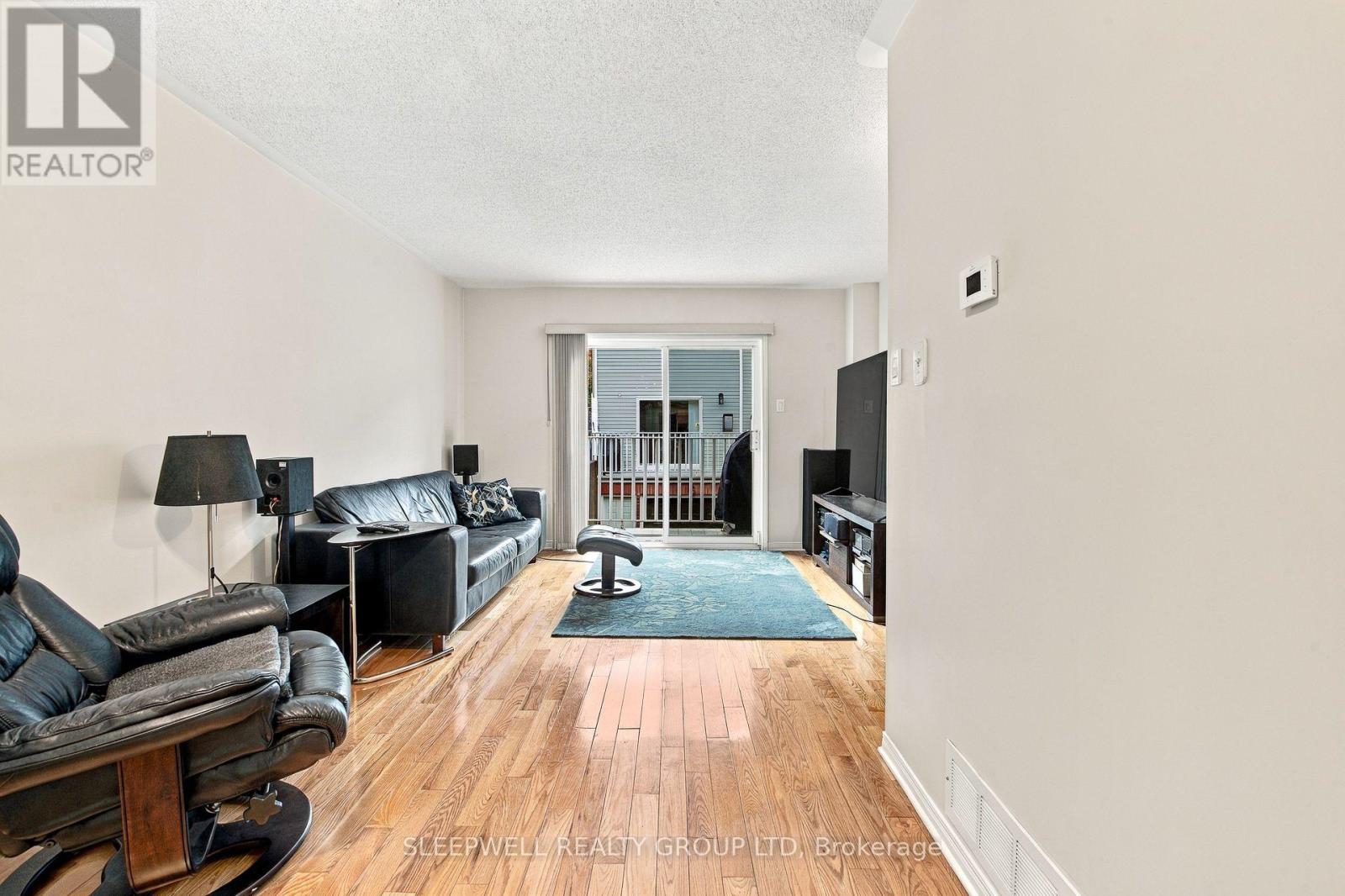 12 Maclean Street Property Photo 8