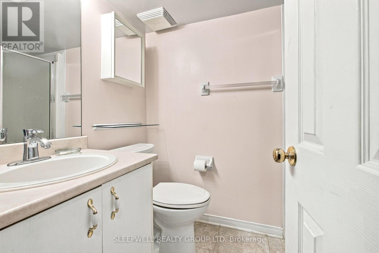 12 Maclean Street Property Photo 24