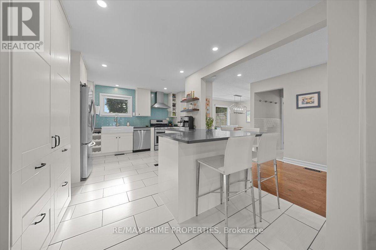 78 Fieldgate Drive Property Photo 8