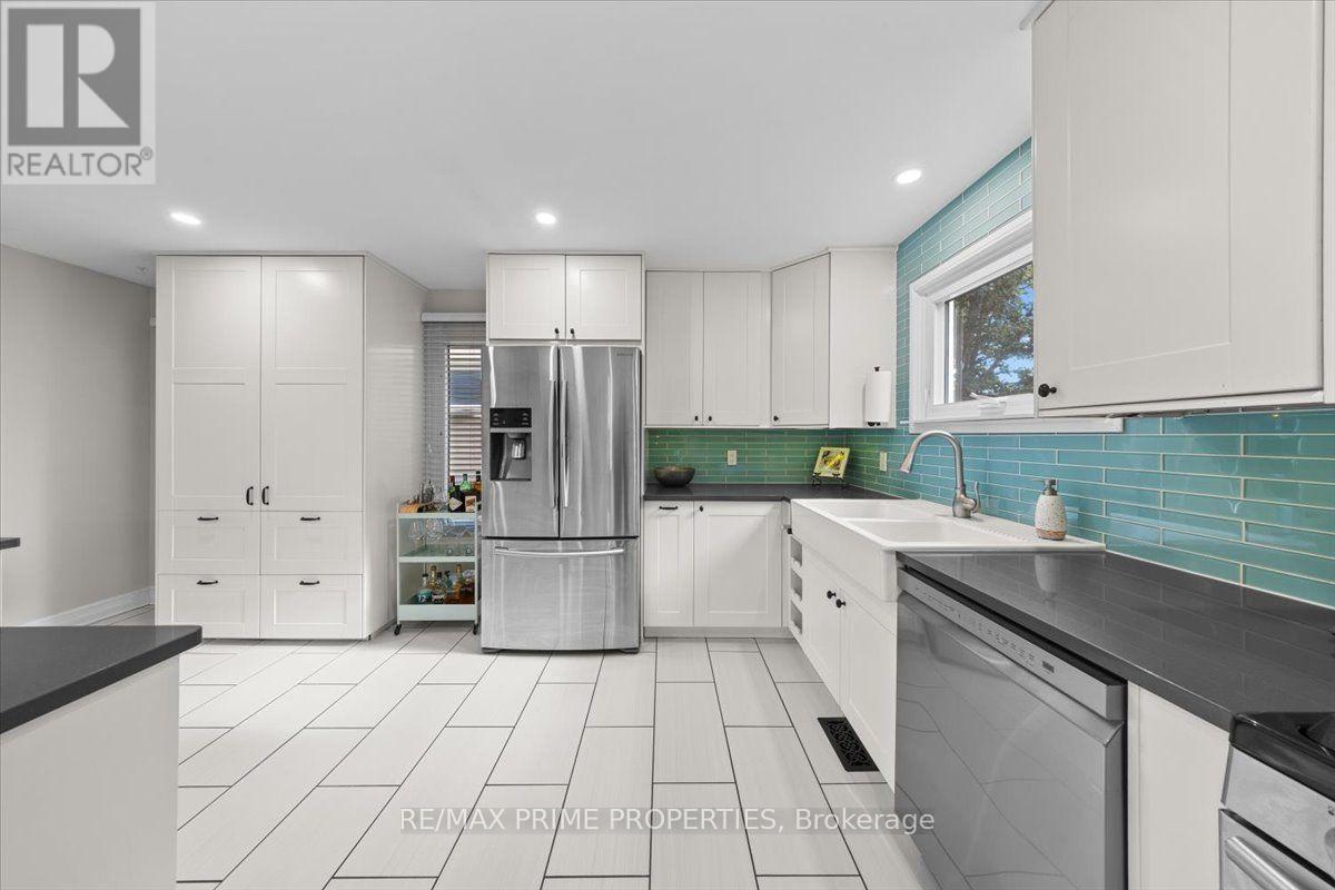 78 Fieldgate Drive Property Photo 14