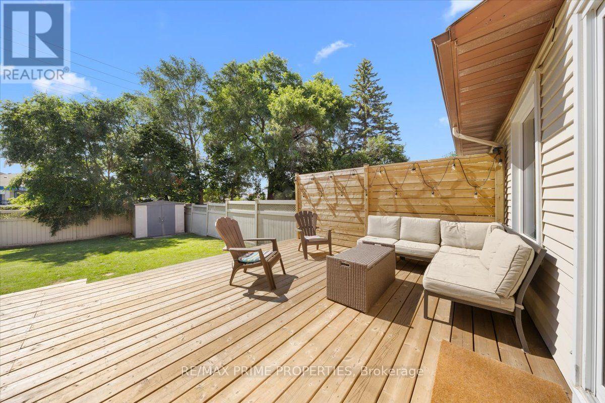 78 Fieldgate Drive Property Photo 45