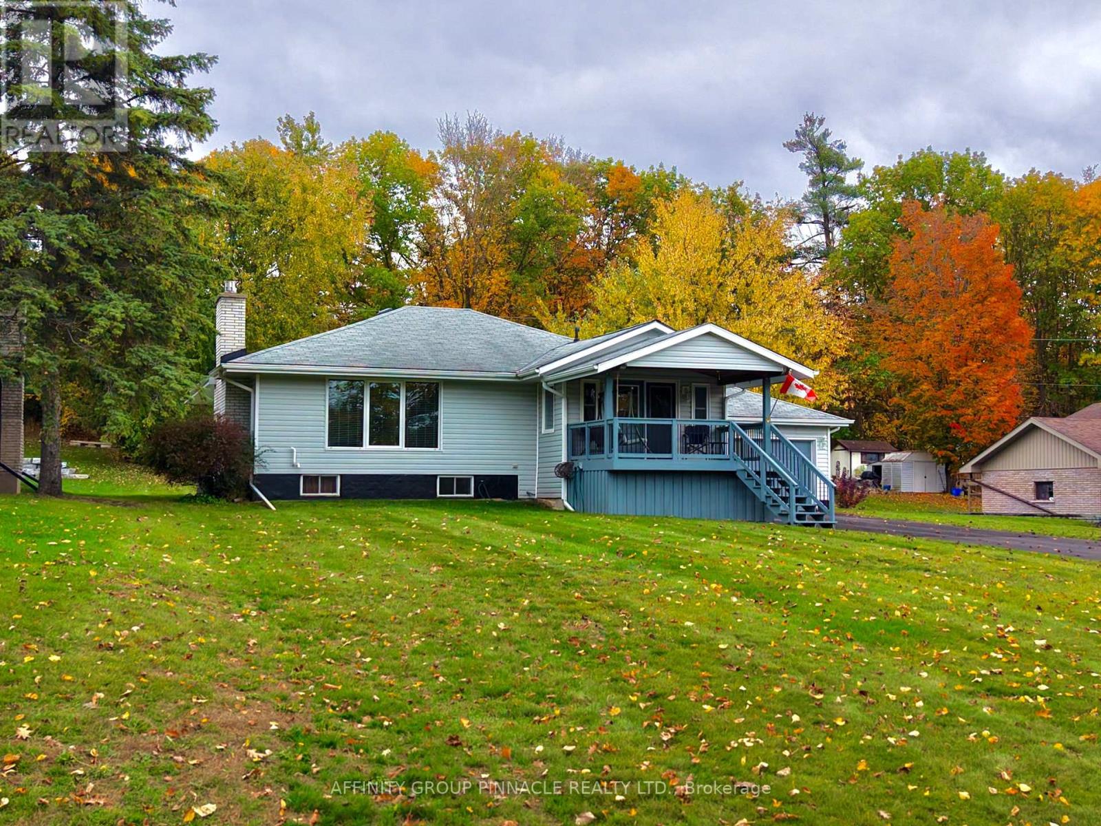 30 Cove Road Property Photo 3
