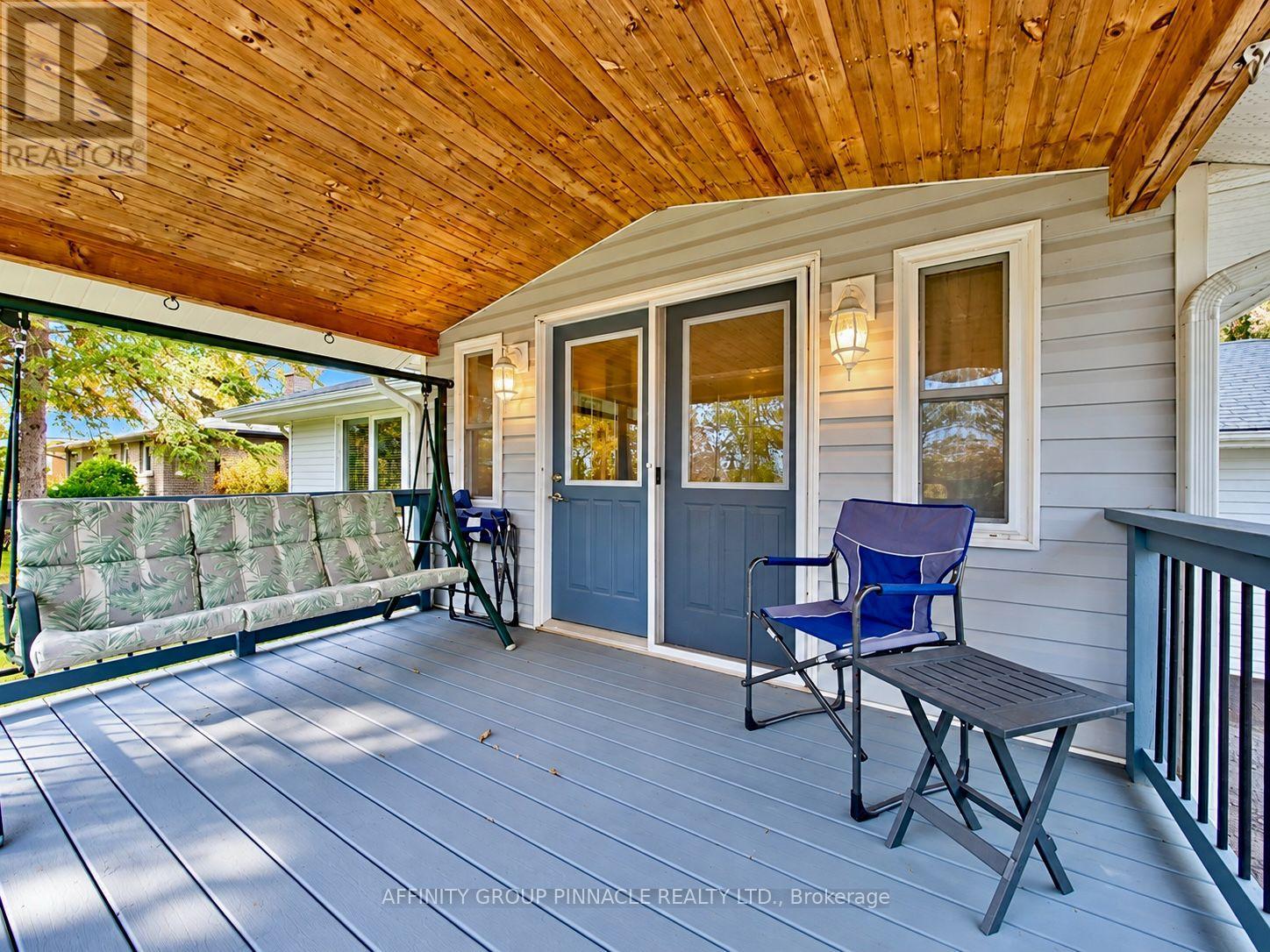 30 Cove Road Property Photo 4