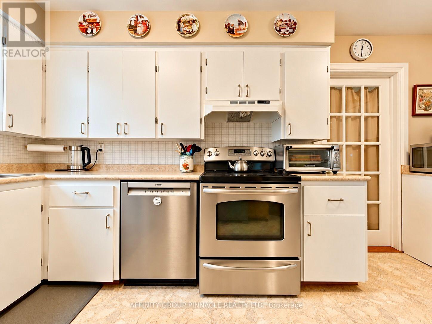 30 Cove Road Property Photo 7