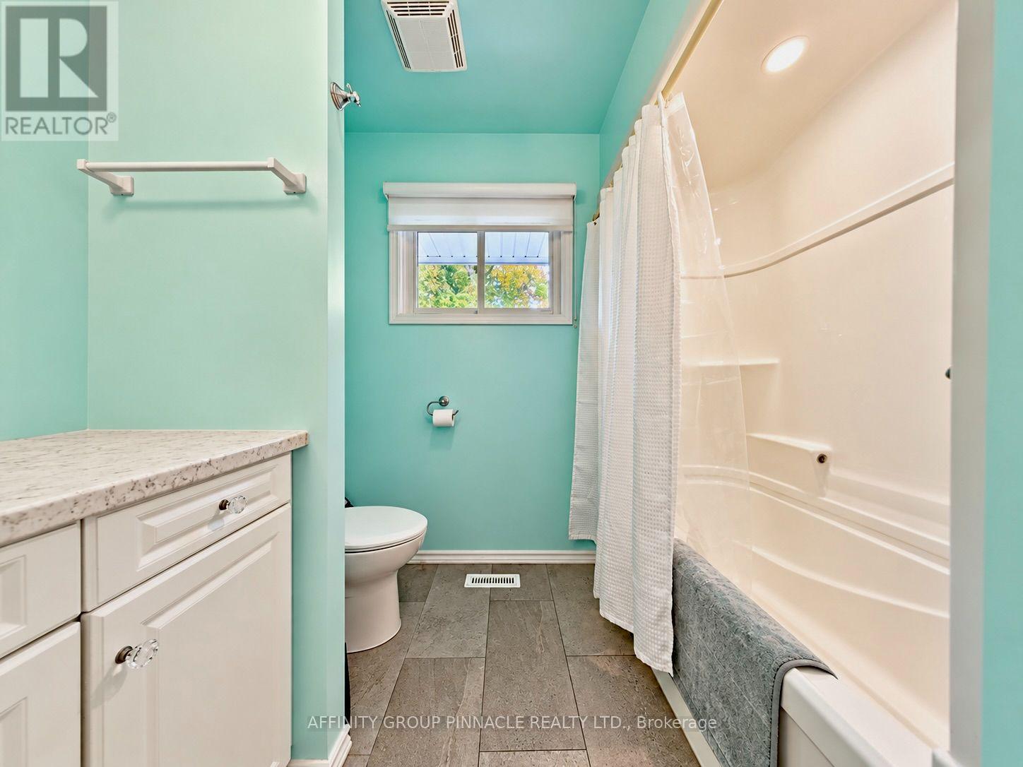 30 Cove Road Property Photo 15