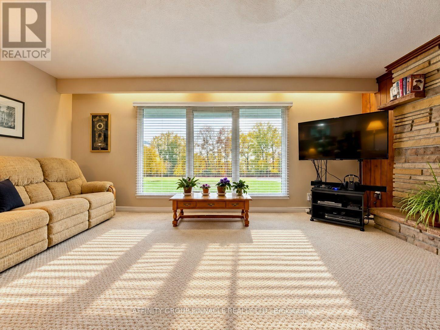 30 Cove Road Property Photo 22