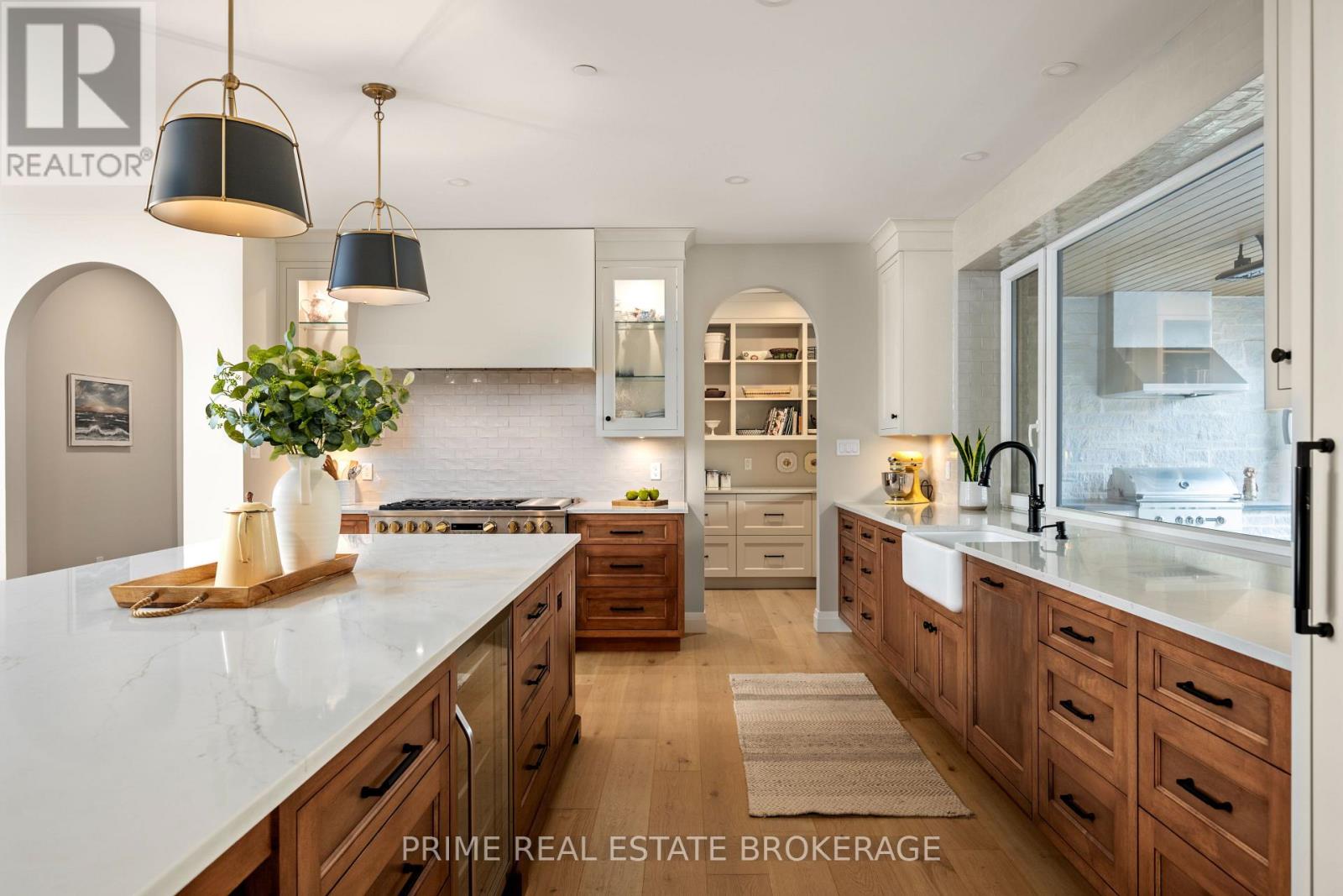 689 Valleystream Walk Property Photo 12