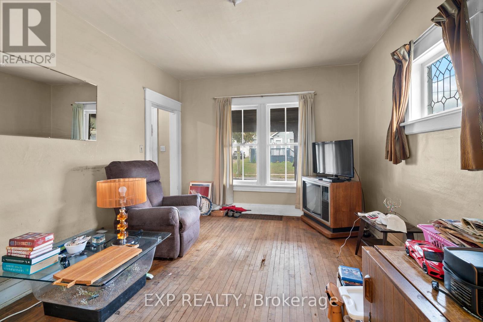 6440 Ker Street Property Photo 7