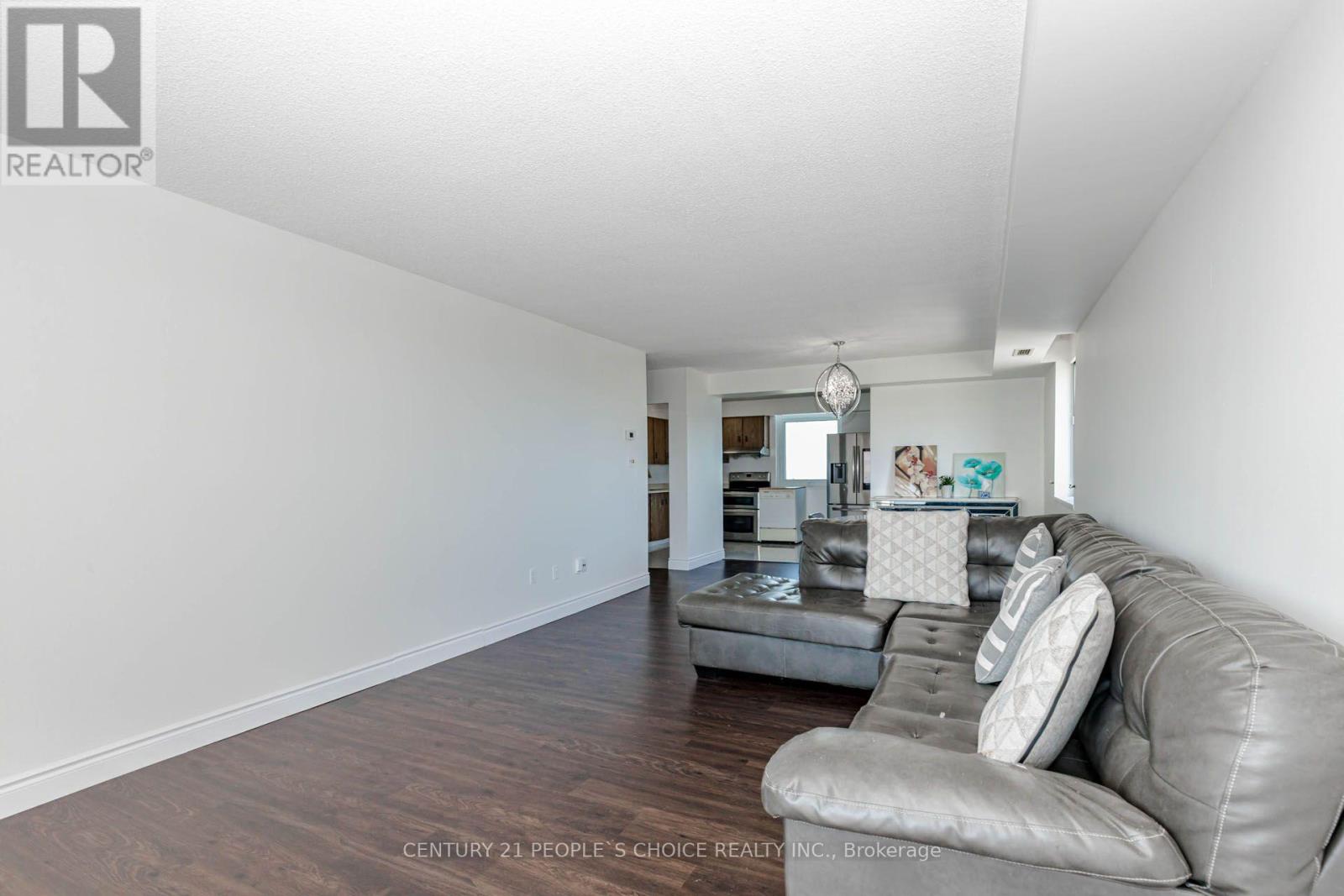 1203 - 301 Frances Avenue Property Photo 17