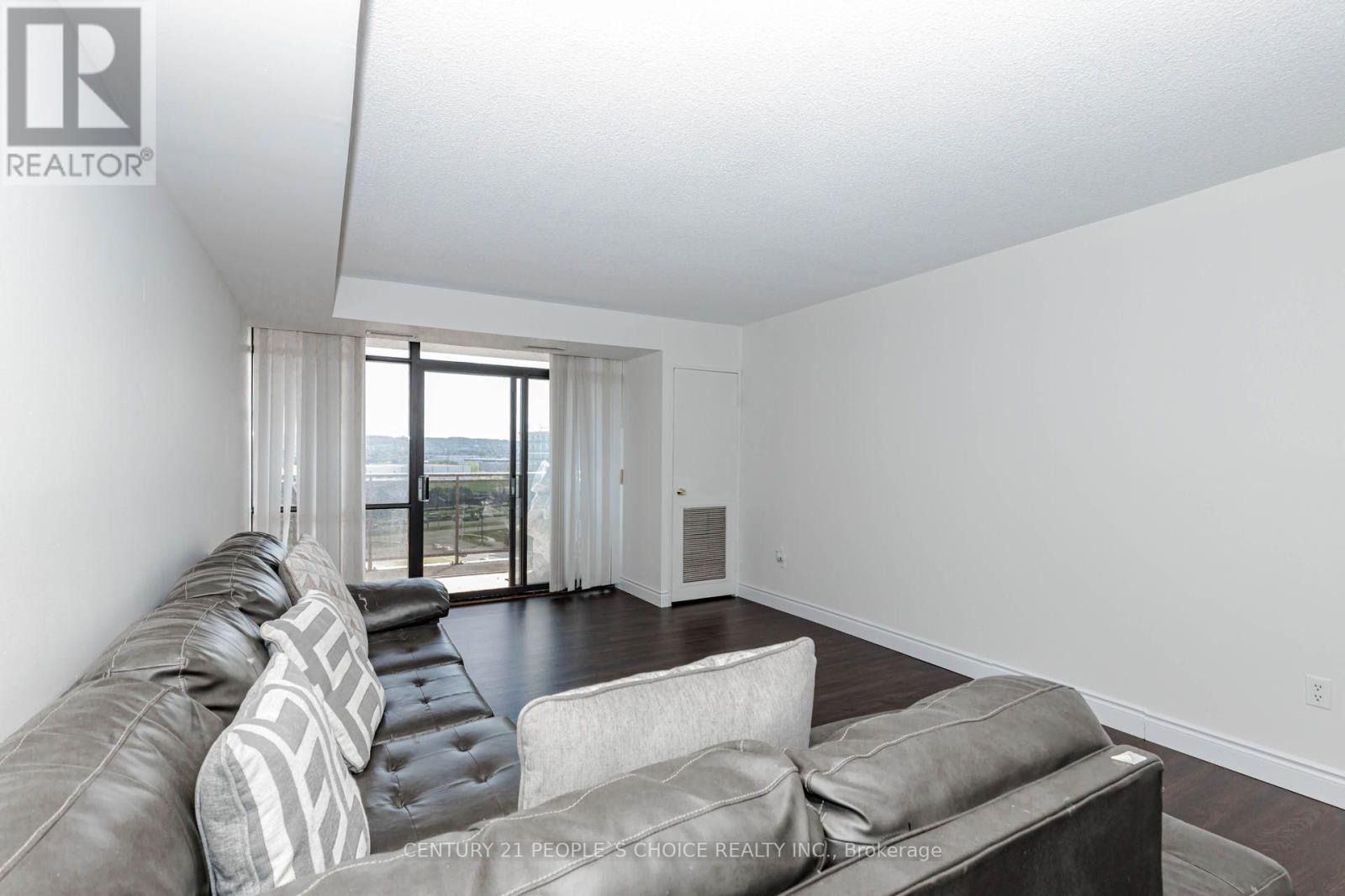 1203 - 301 Frances Avenue Property Photo 18
