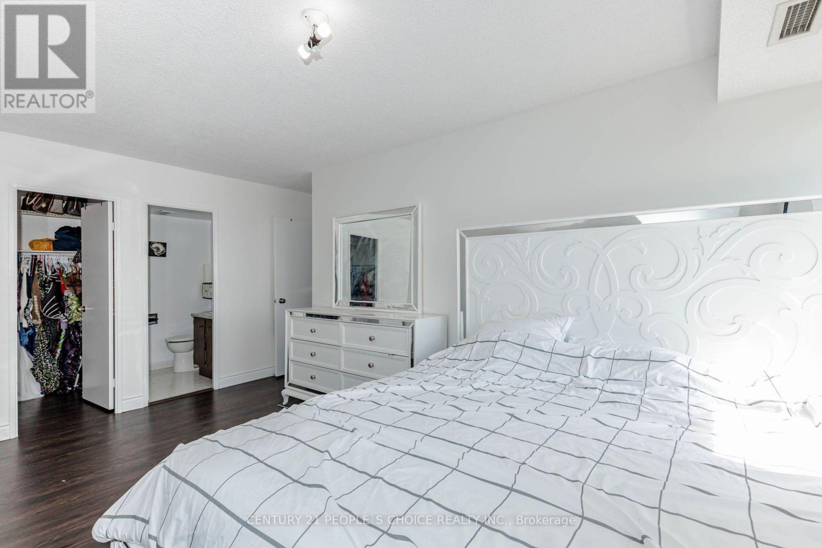 1203 - 301 Frances Avenue Property Photo 23