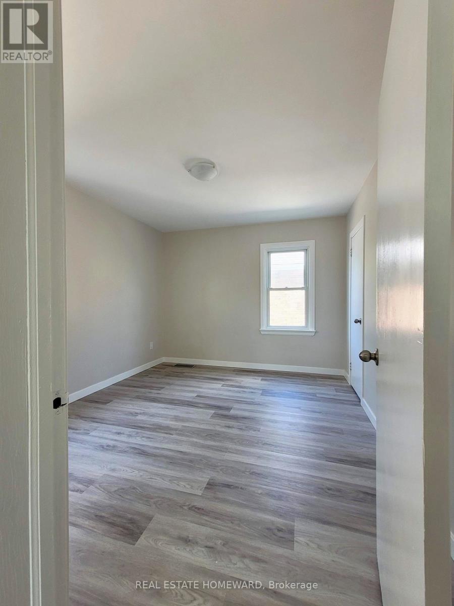 228 East 25th Street Property Photo 13