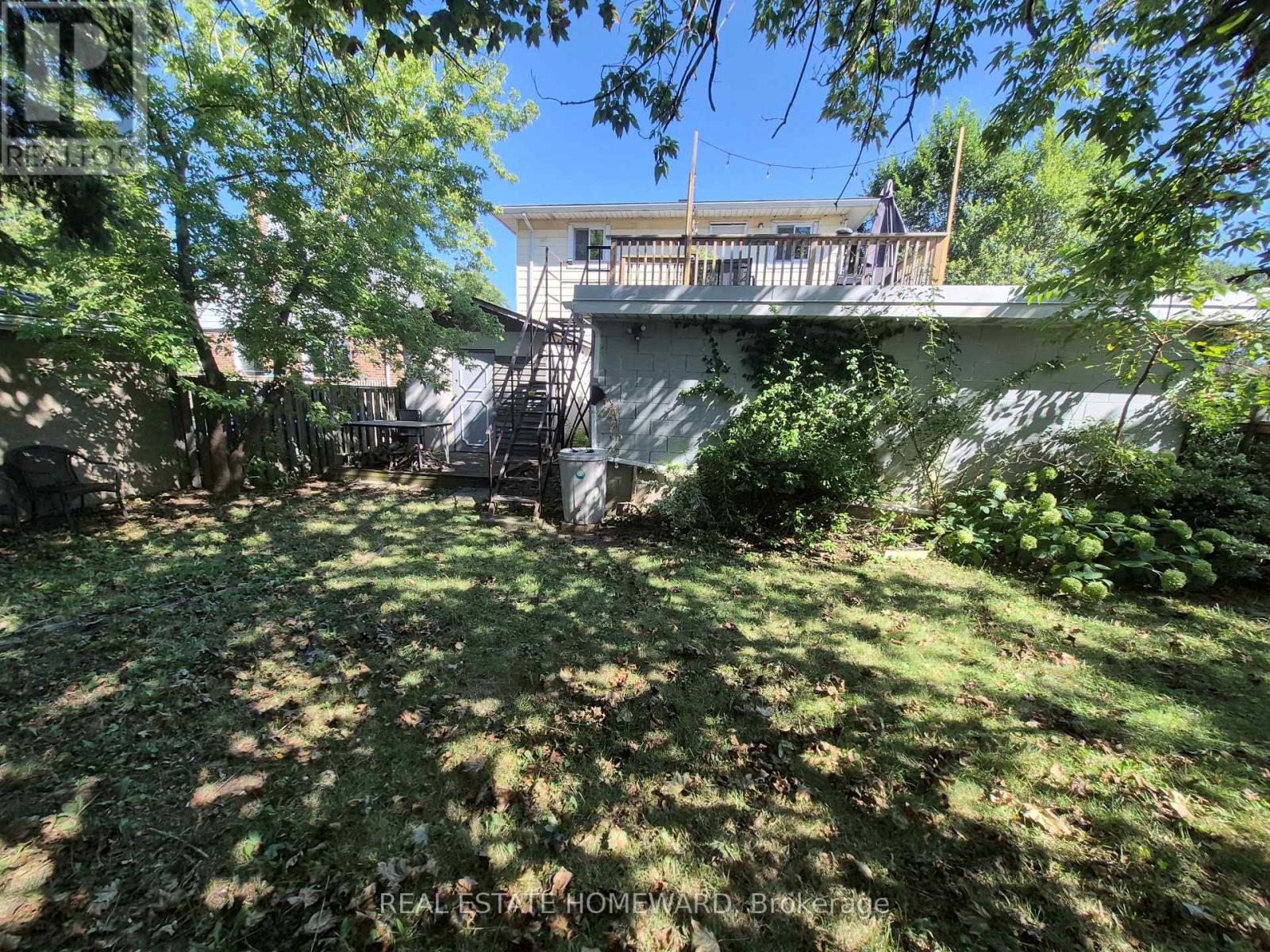 228 East 25th Street Property Photo 22
