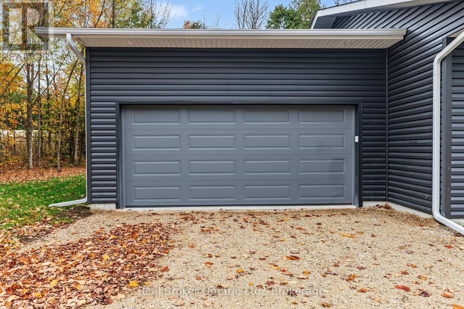 155 Canrobert Street Property Photo 7