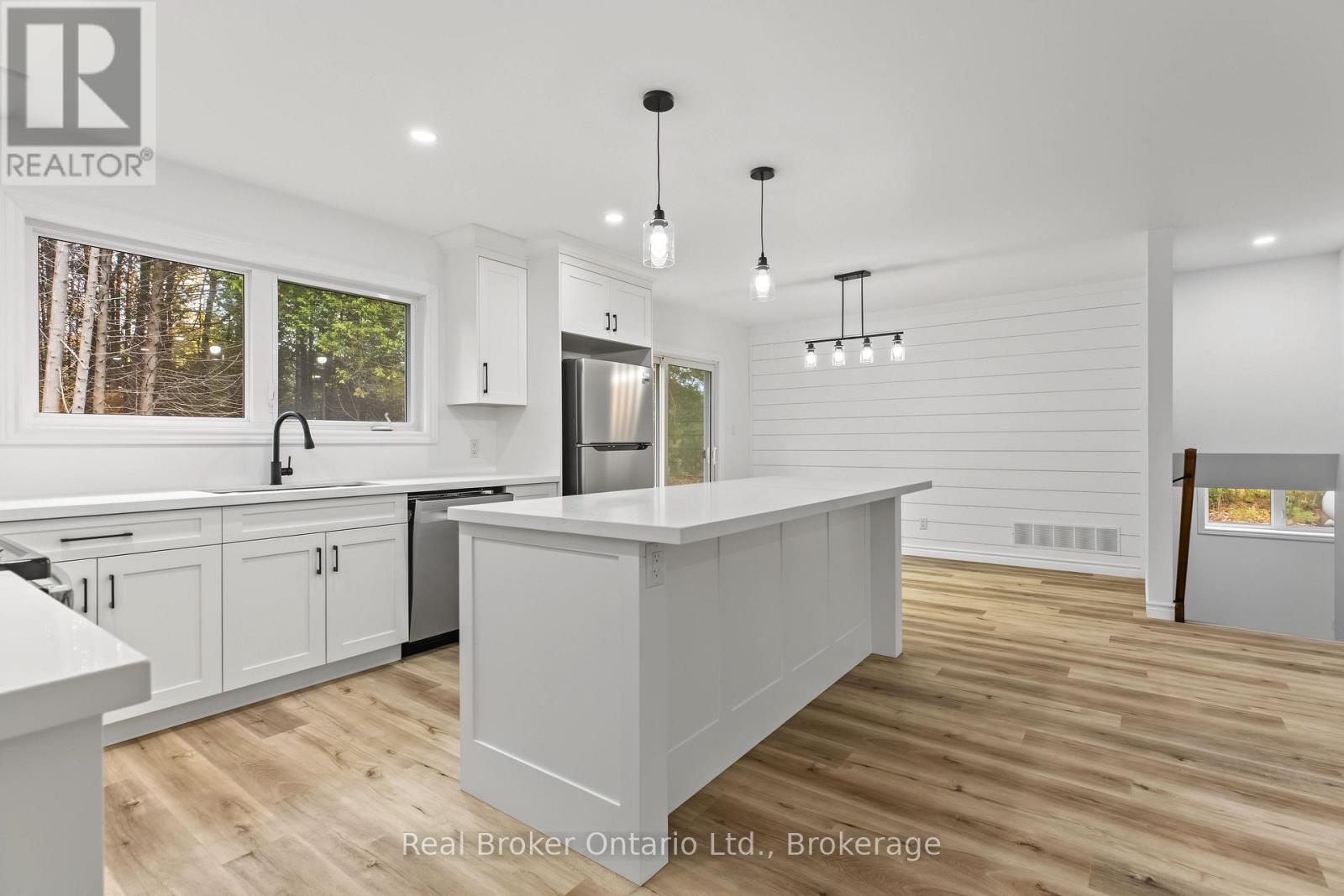 155 Canrobert Street Property Photo 23