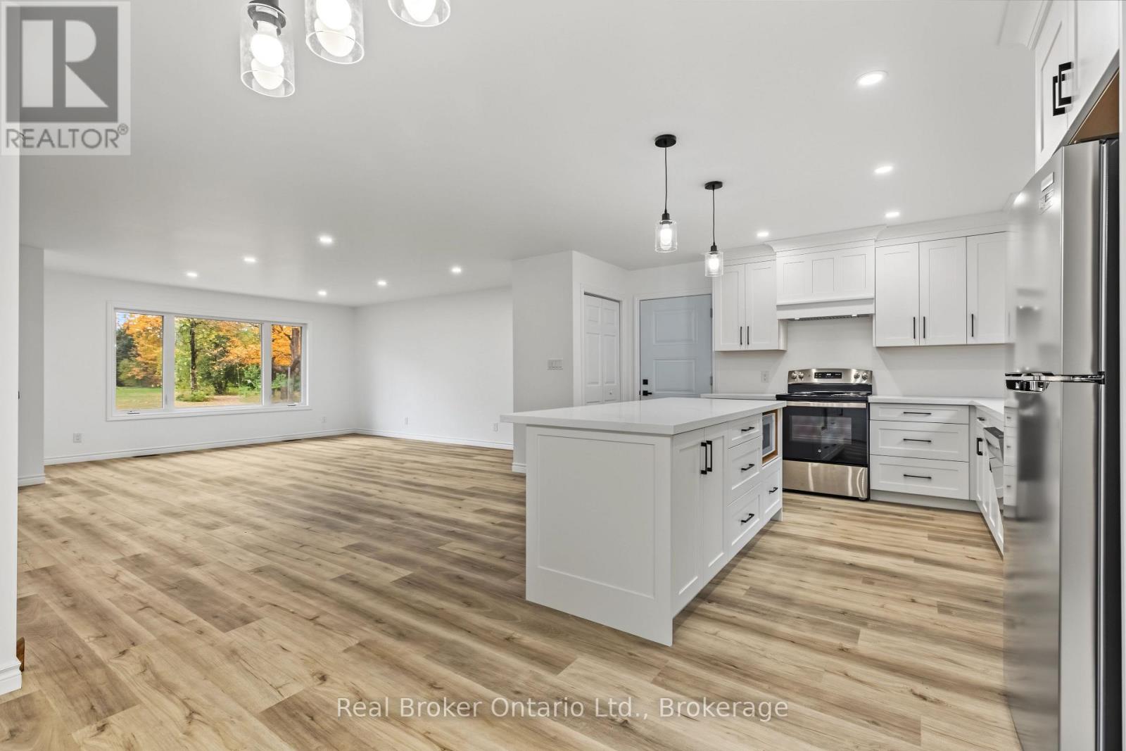 155 Canrobert Street Property Photo 25