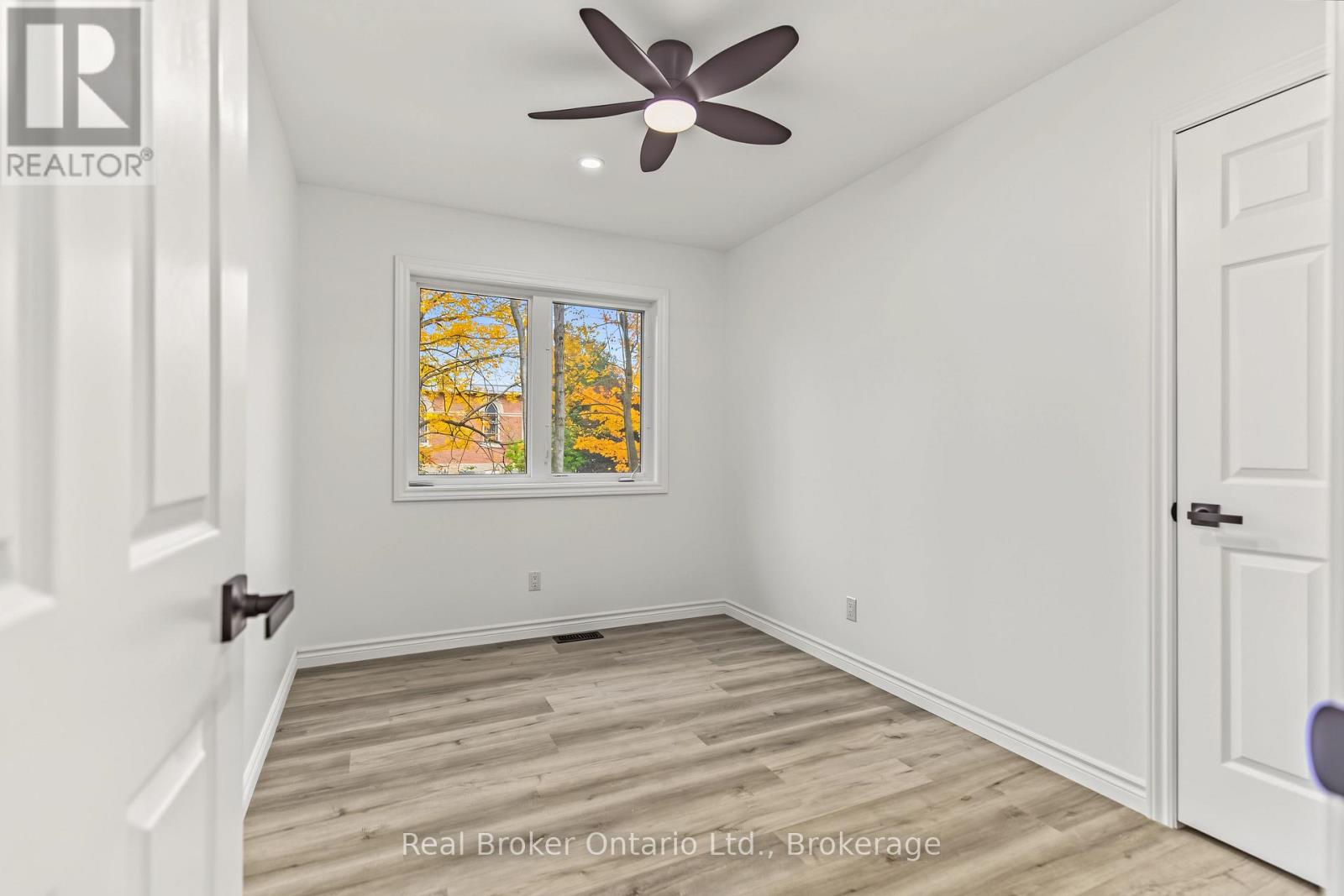155 Canrobert Street Property Photo 33