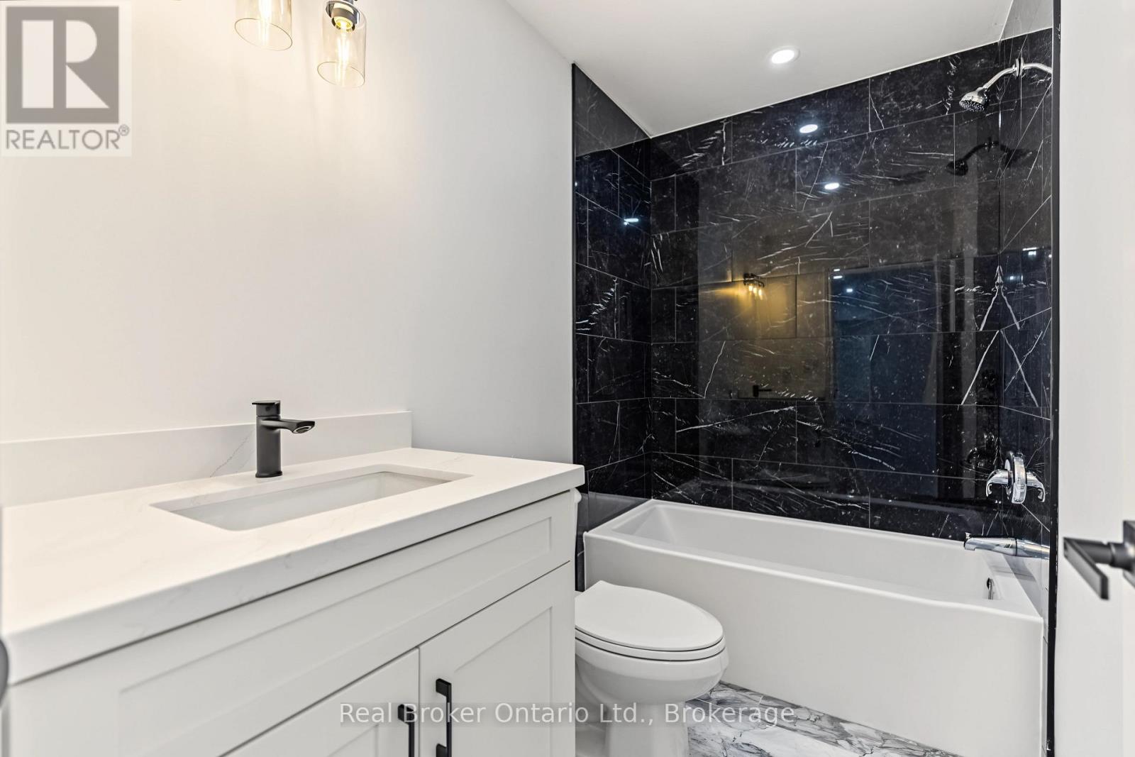 155 Canrobert Street Property Photo 34