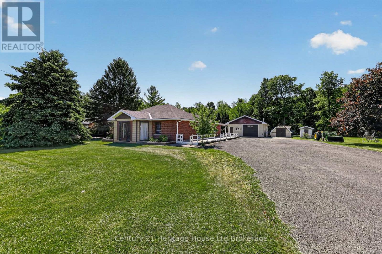 15067 Elginfield Road Property Photo 1