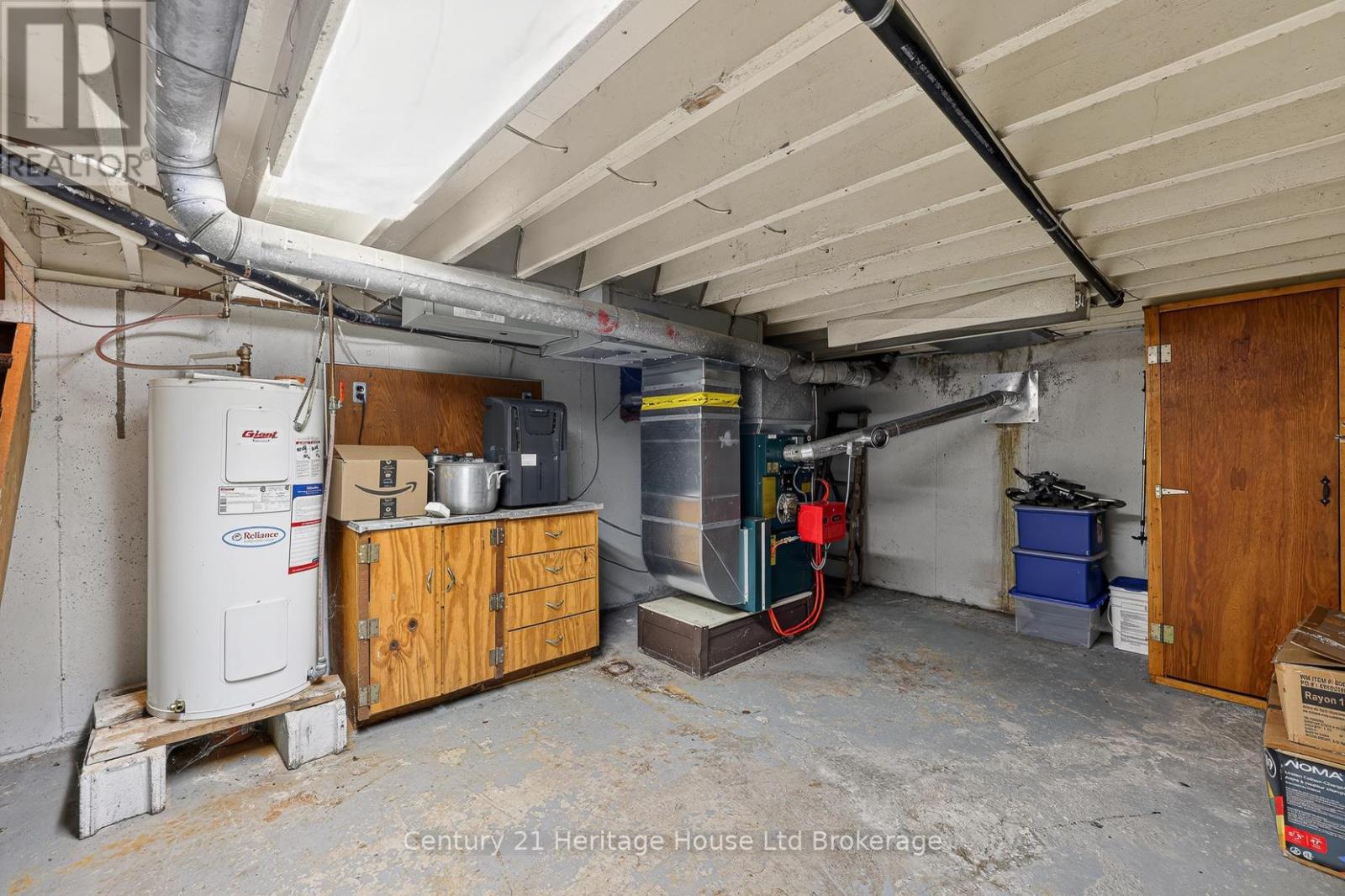 15067 Elginfield Road Property Photo 22