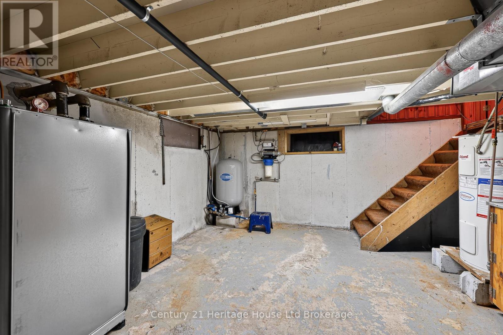 15067 Elginfield Road Property Photo 23