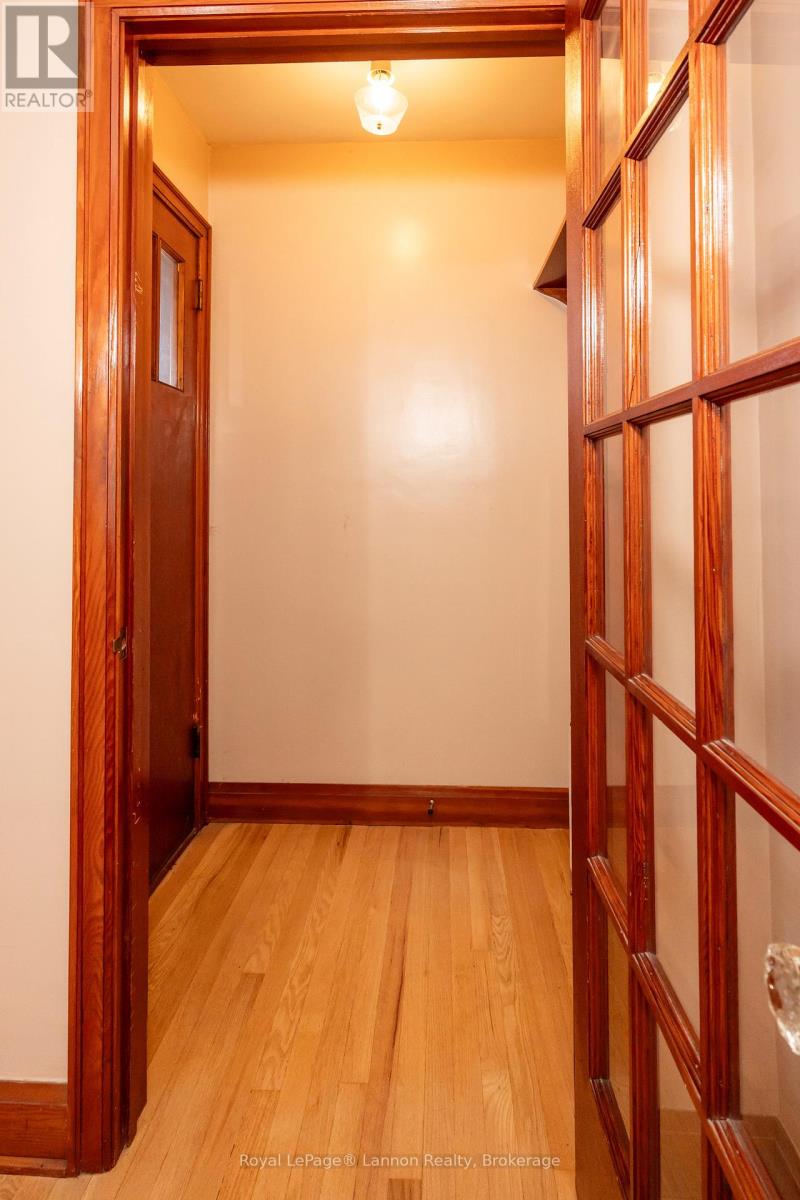 100 Hill Street S Property Photo 7