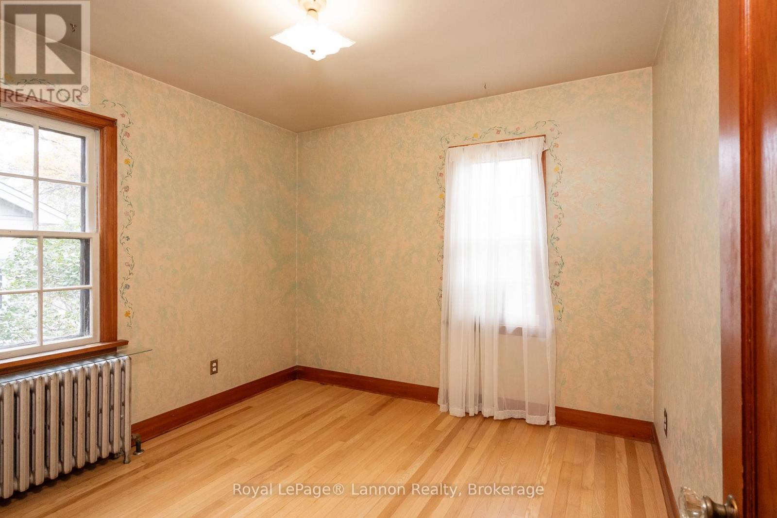 100 Hill Street S Property Photo 16