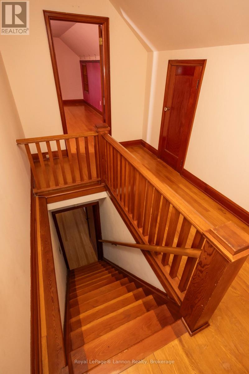 100 Hill Street S Property Photo 22