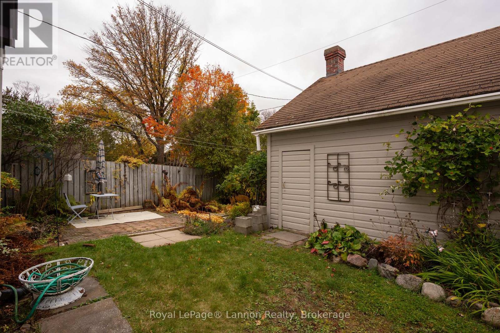 100 Hill Street S Property Photo 38
