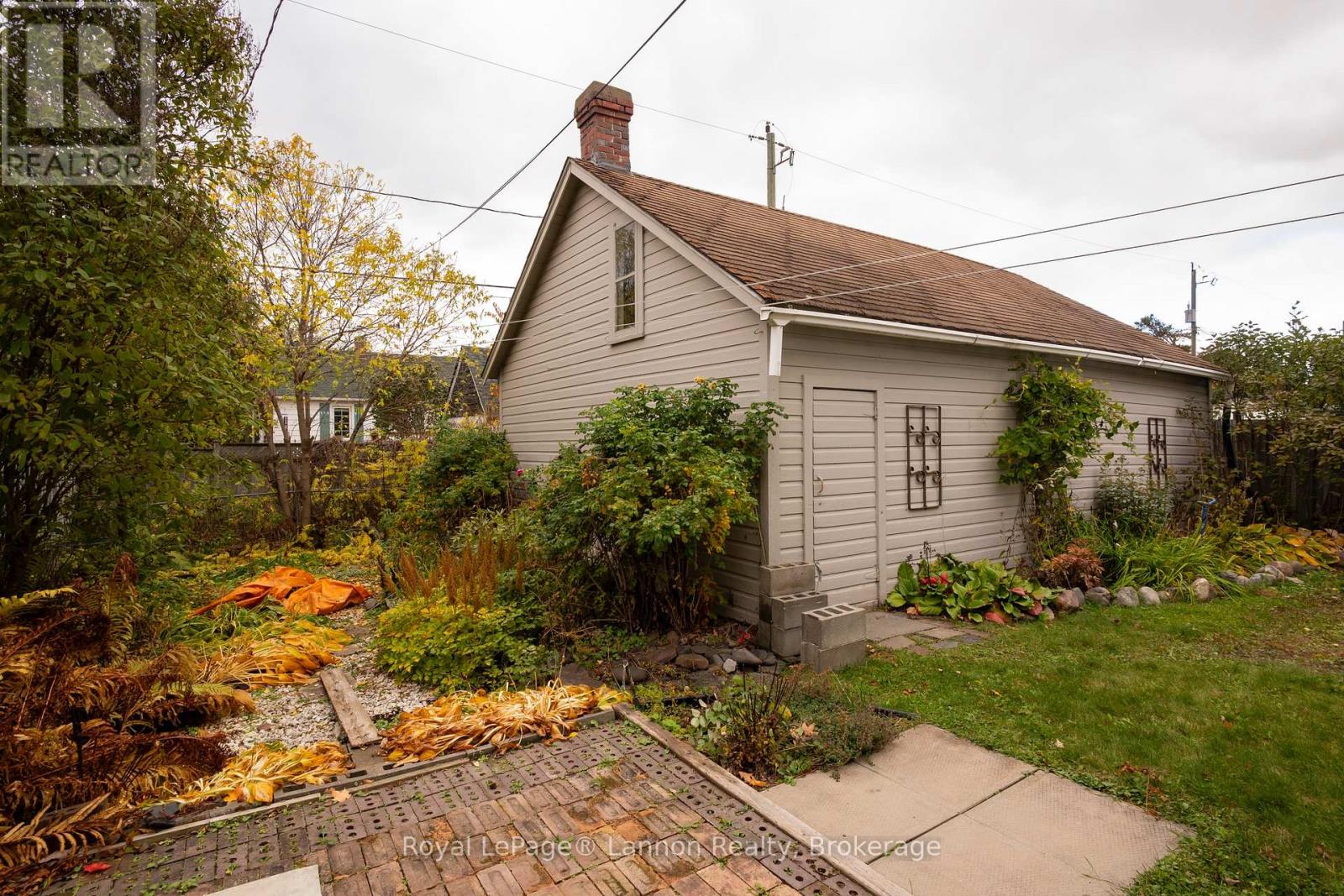 100 Hill Street S Property Photo 41