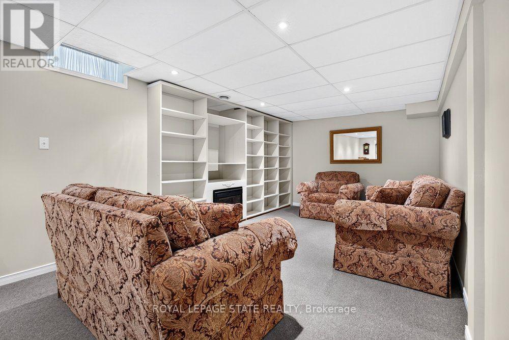 272 Gatestone Drive Property Photo 38