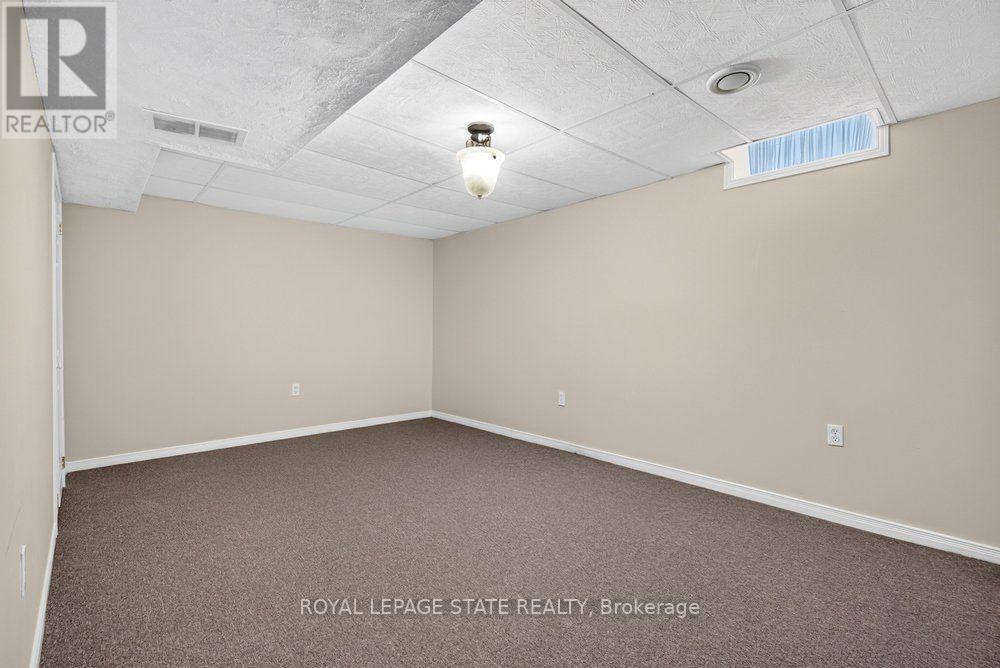 272 Gatestone Drive Property Photo 41