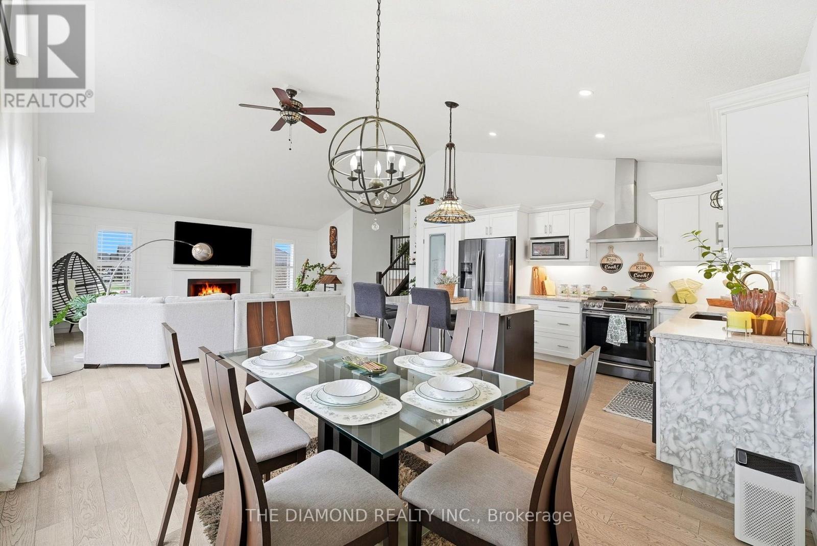 86 Curtis Street Property Photo 16