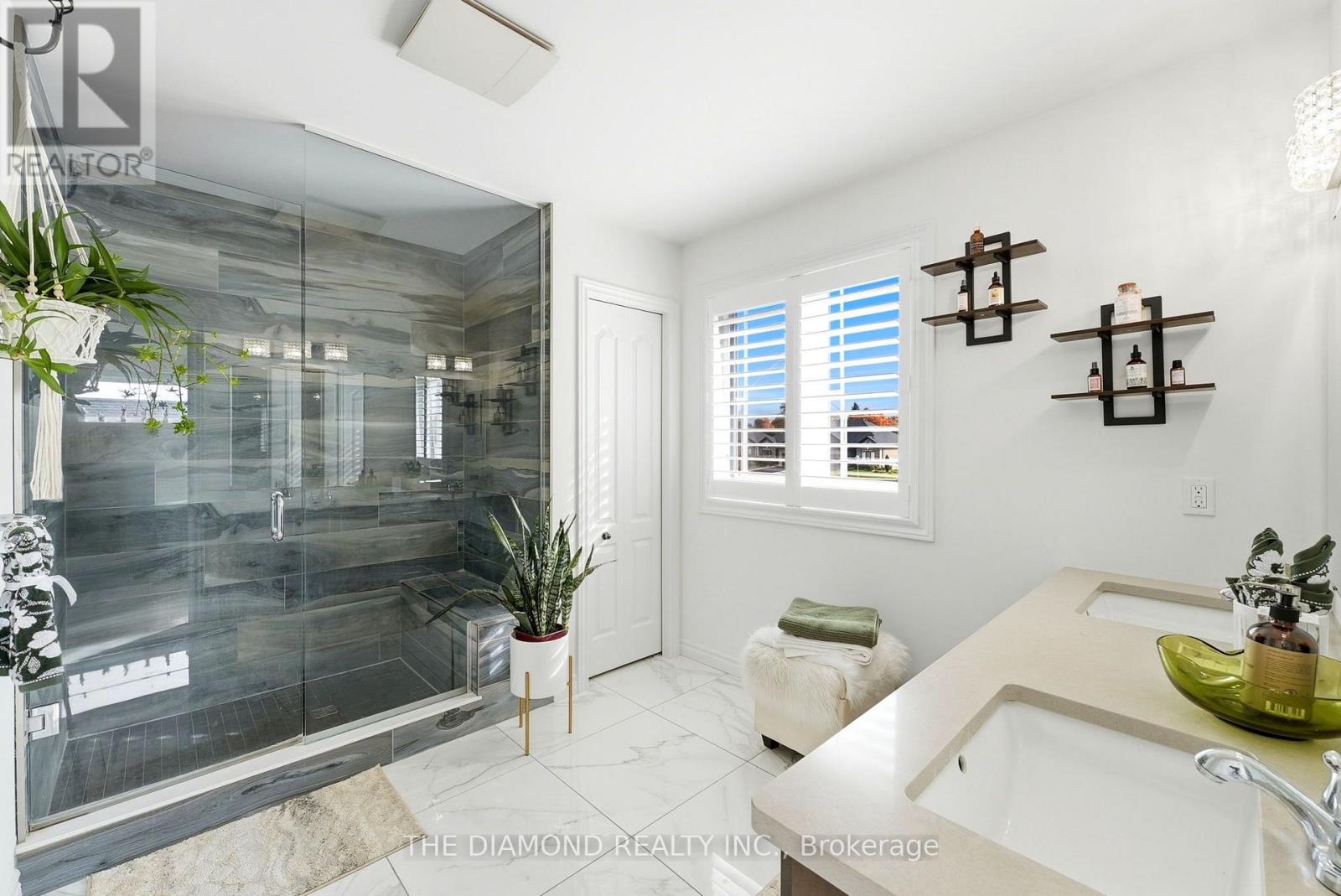 86 Curtis Street Property Photo 23