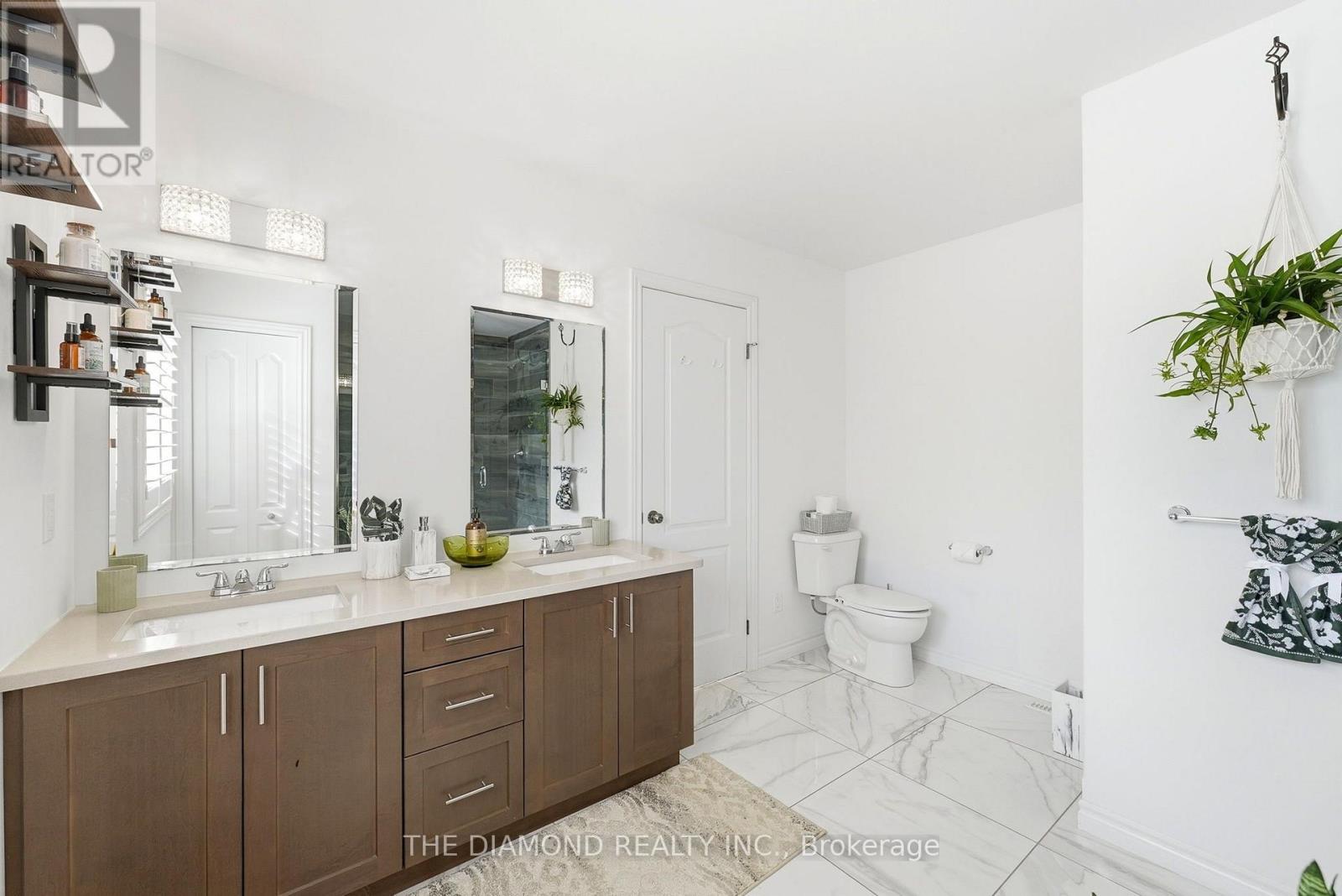 86 Curtis Street Property Photo 24