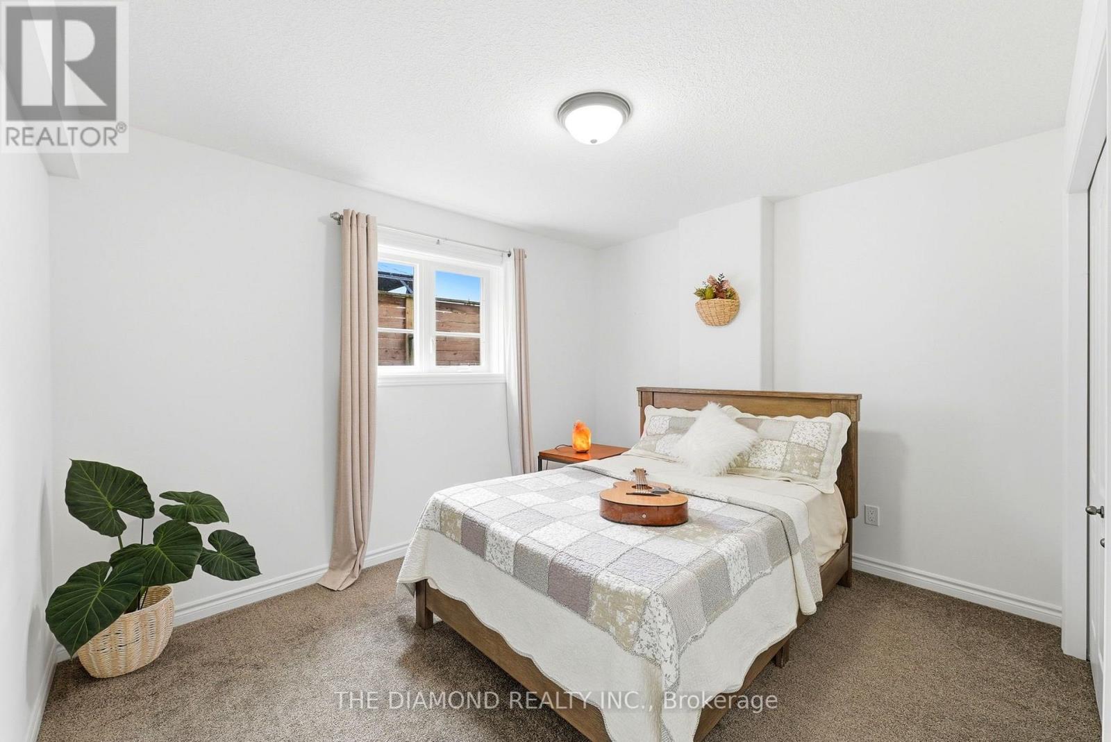 86 Curtis Street Property Photo 36