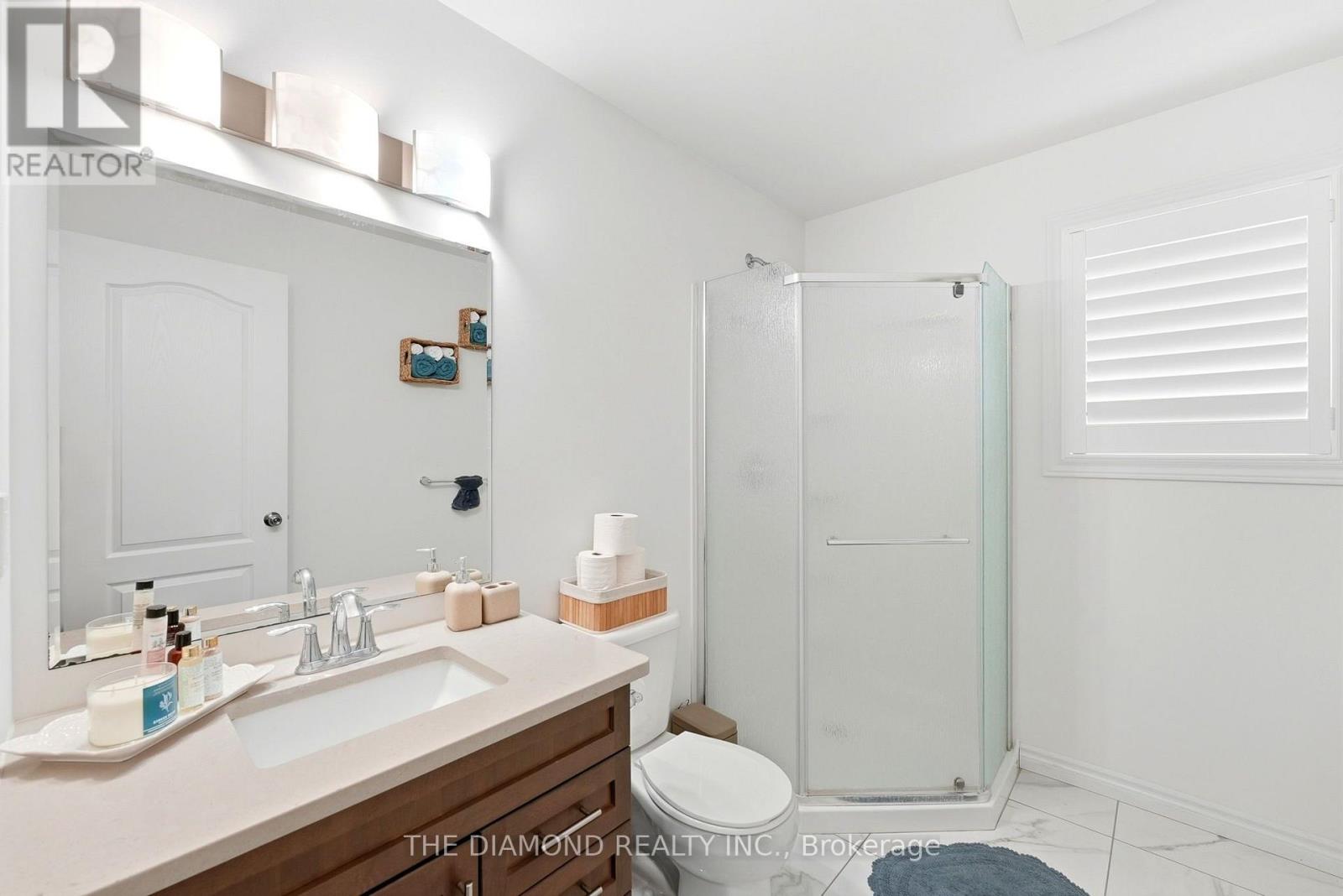 86 Curtis Street Property Photo 39