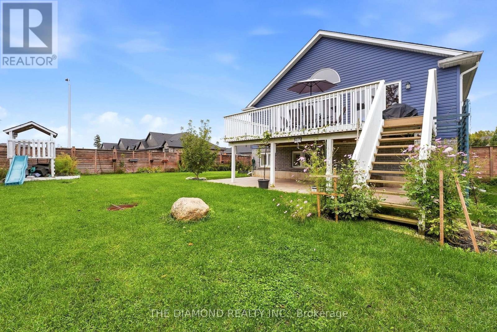 86 Curtis Street Property Photo 42