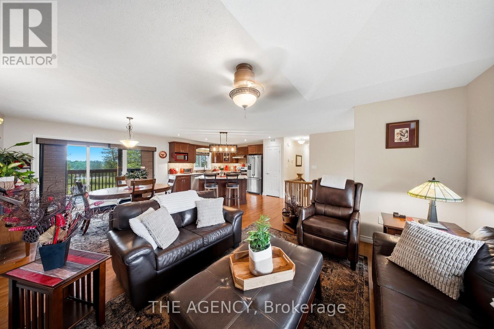 206 Meredith Way Property Photo 16