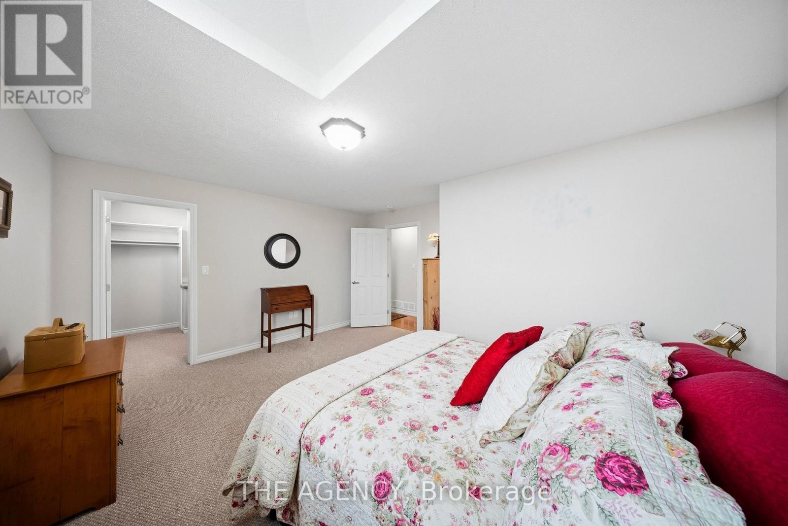 206 Meredith Way Property Photo 19