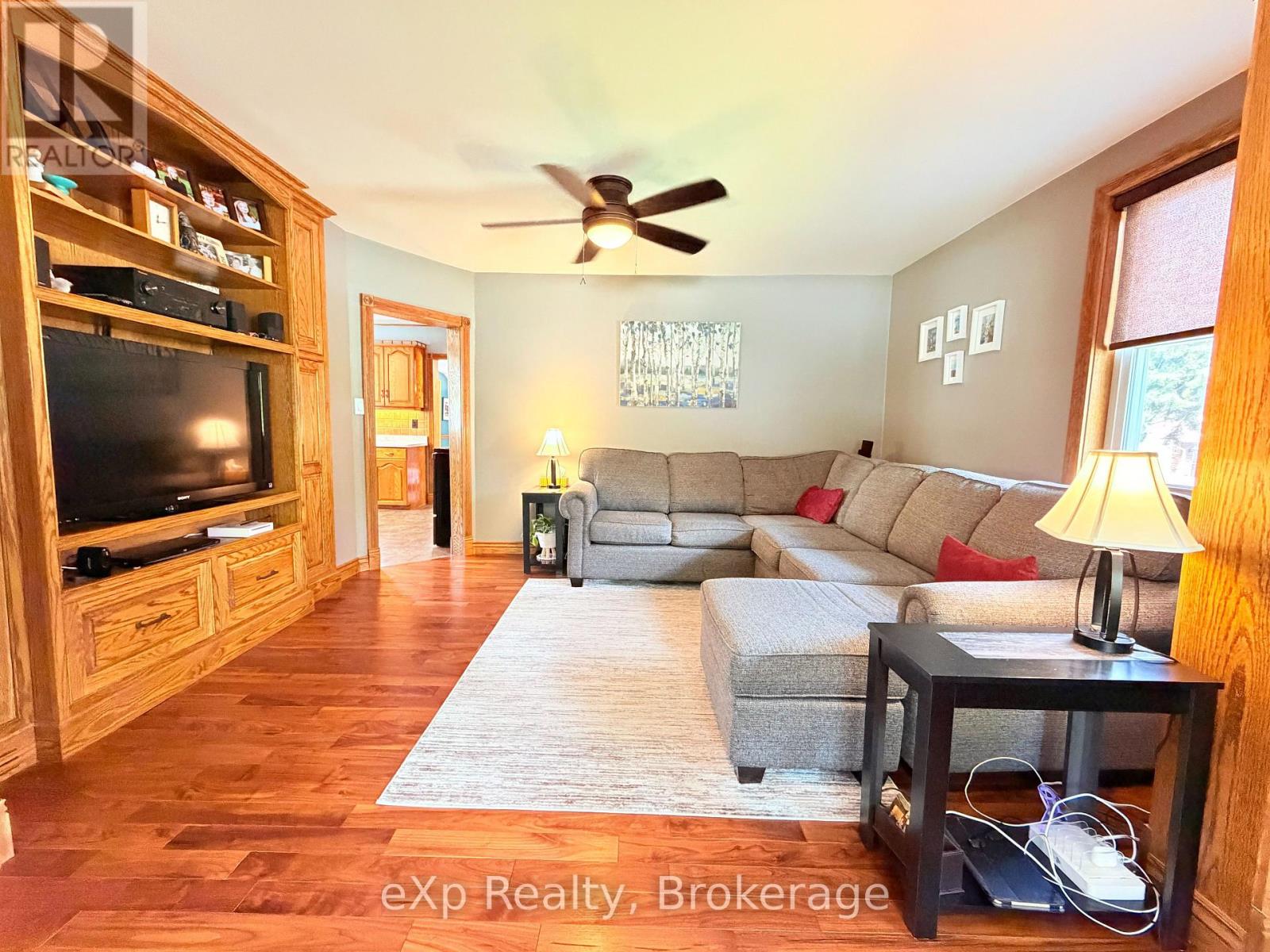 503 Yonge Street S Property Photo 10